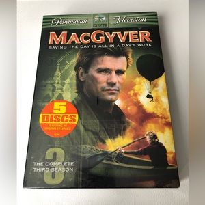 MACGYVER Season 3 New Sealed DVD Set